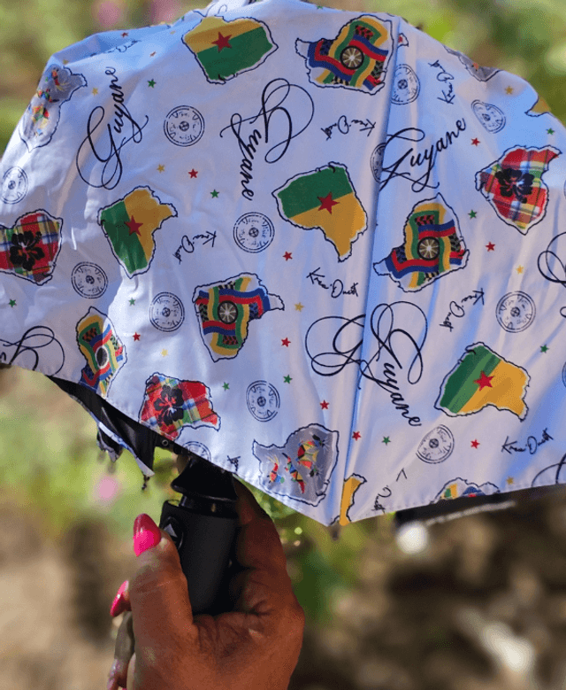Parapluie pliant  peuples de Guyane ouverture et fermeture automatique